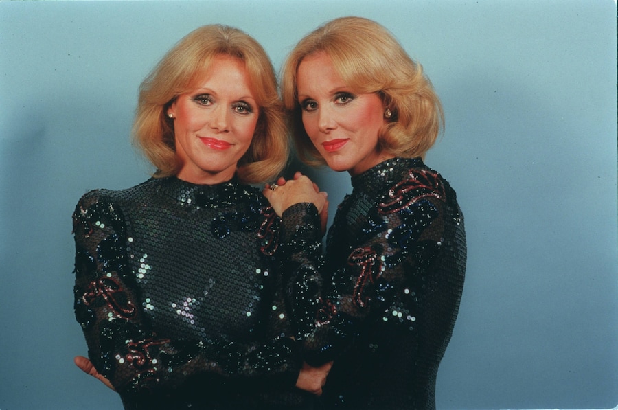 Lle ballerine e soubrette le gemelle Alice e Ellen Kessler in un fotografia dell’ottobre 1984 (Italy Photo Press)