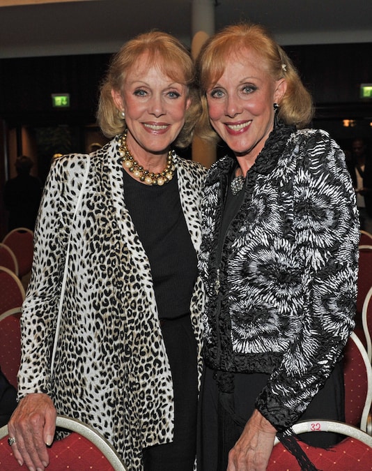 Le ballerine e soubrette le gemelle Ellen e Alice Kessler in un fotografia del 01.09.2010 (Italy Photo Press)