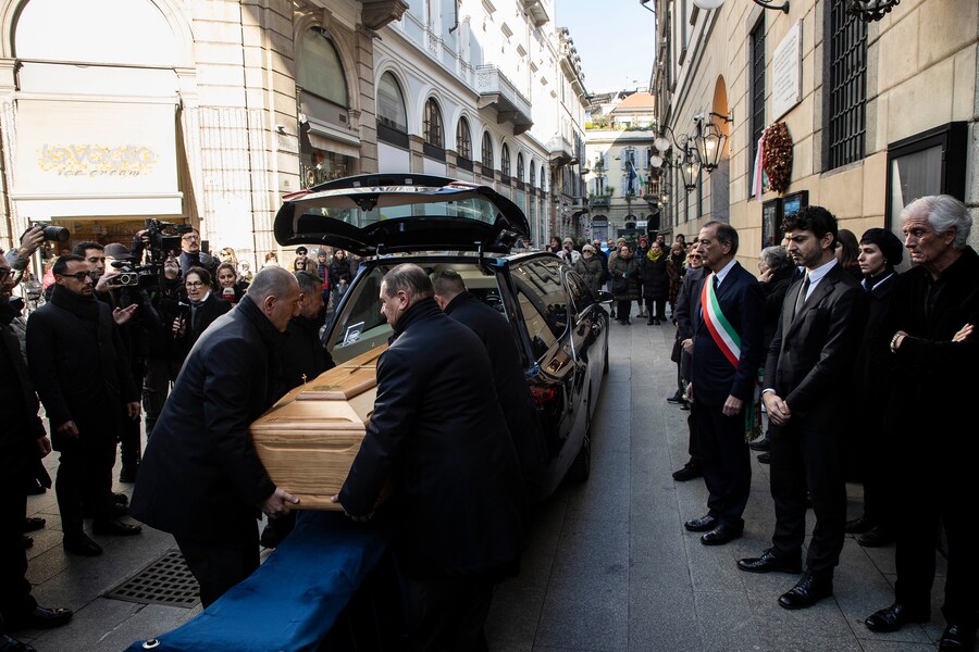 Nella foto da sinistra verso destra Beppe Sala, Tommaso Sacchi, Finazzer Flory . (LAPRESSE)