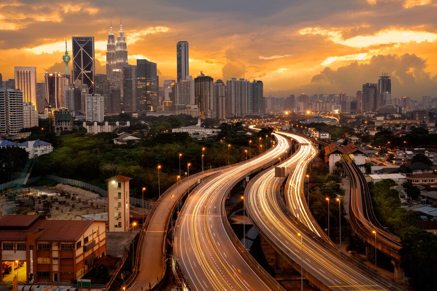 Skyline di Kuala Lumpur di sera, Malesia