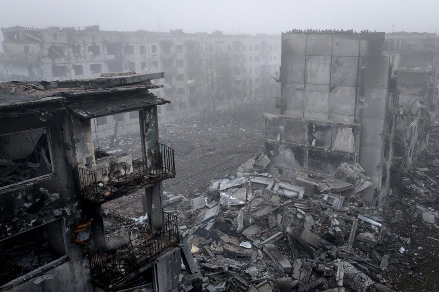 This handout photograph taken by the press service of the 24th Mechanized Brigade of Ukrainian Armed Forces on November 28, 2025 and released on December 1, 2025 shows destroyed residential buildings in the frontline town of Kostyantynivka, Donetsk region, amid the Russian invasion of Ukraine. (Photo by OLEG PETRASIUK / 24th Mechanized Brigade of Ukrainian Armed Forces / AFP) / RESTRICTED TO EDITORIAL USE - MANDATORY CREDIT "AFP PHOTO / OLEG PETRASIUK/ 24TH MECHANIZED BRIGADE OF UKRAINIAN ARMED FORCES" - HANDOUT - NO MARKETING NO ADVERTISING CAMPAIGNS - DISTRIBUTED AS A SERVICE TO CLIENTS - AFP CANNOT INDEPENDENTLY VERIFY THE AUTHENTICITY OR LOCATION, DATE, AND CONTENT OF THESE IMAGES. / (AFP)