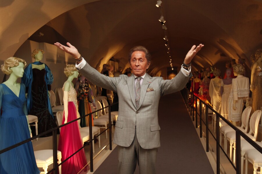 Londra 28 novembre 2012 - presentazione della mostra dedicata allo stilista valentino. Nella foto: lo stilista Valentino Garavani. (foto IPP/picture alliance)