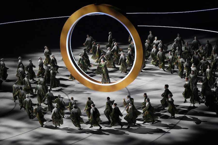 La cerimonia di apertura delle Olimpiadi invernali del 2026, a Milano. (AP)