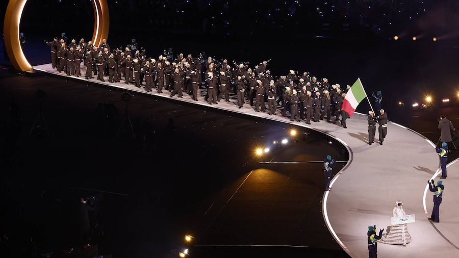 Cerimonia d’ apertura nella foto la sfilata della nazione dell’ Italia con Arianna Fontana e Federico Pellegrino come porta bandiera portabandiera. (16878)