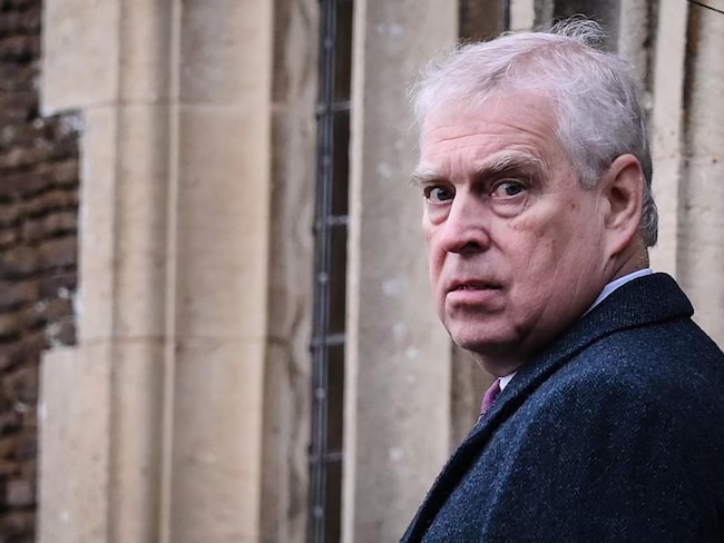 Caso Epstein: arrestato il principe Andrea, fratello di Carlo III d’Inghilterra