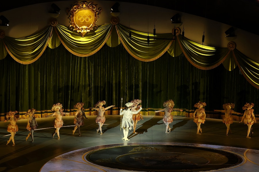 Artisti durante la cerimonia di chiusura (REUTERS/Yara Nardi)