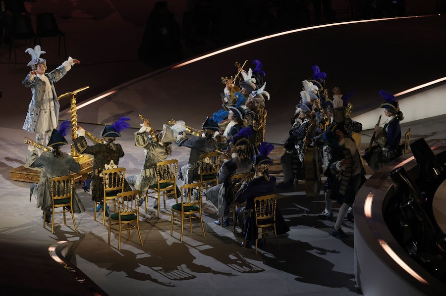 Musicisti durante la cerimonia di chiusura (REUTERS/Leonhard Foeger)