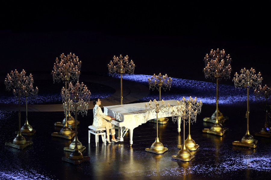 La pianista Gloria Campaner si esibisce durante la cerimonia di chiusura. (REUTERS/Yara Nardi)