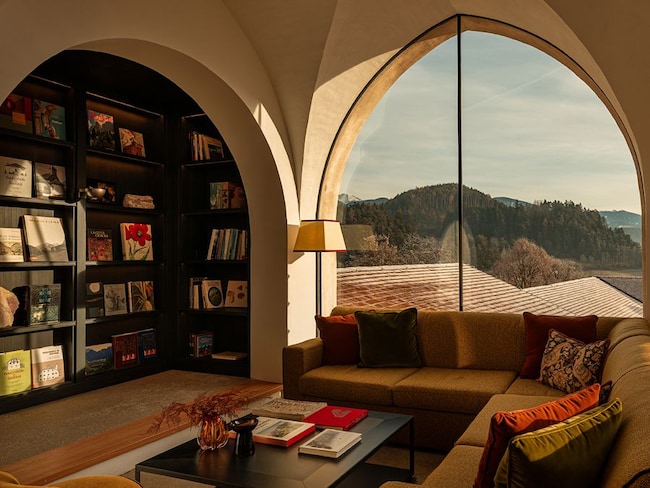 In un rocca millenaria per godere di natura, silenzio e benessere