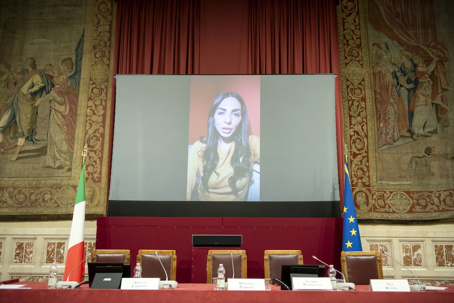 Il videomessaggio di Pegah Moshir Pour, scrittrice e attivista iraniana (Paolo Poce)