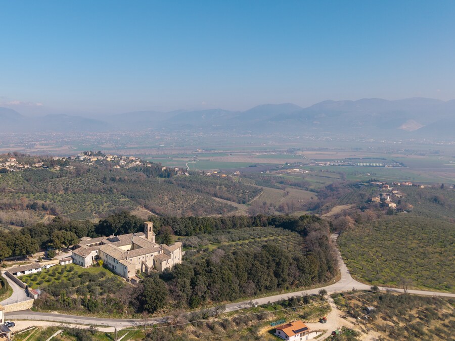 Montefalco (PG) CONVENTO E GROTTE DI SAN FORTUNATO (Carbone-Farm Studio Factory)