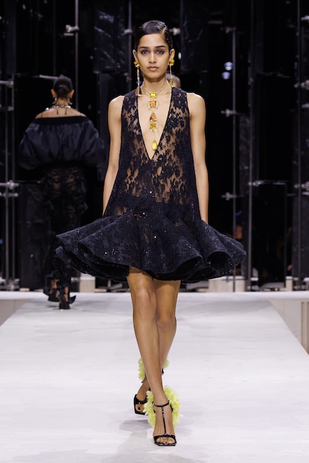 Givenchy, la collezione per l’AI 26-27 - Il Sole 24 ORE