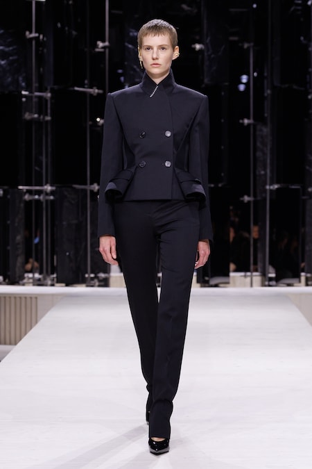 Givenchy, la collezione per l’AI 26-27 - Il Sole 24 ORE