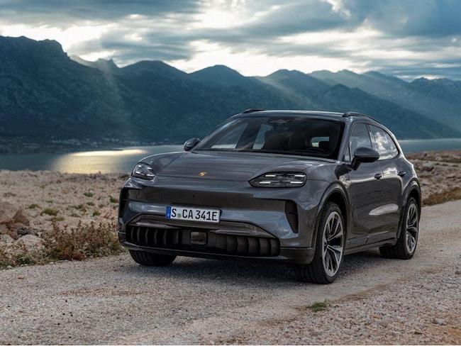Porsche Cayenne Electric, tutte le foto