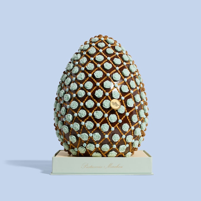 Marchesi 1824, uovo decorato a mano, 2 chilogrammi, 1.300 euro