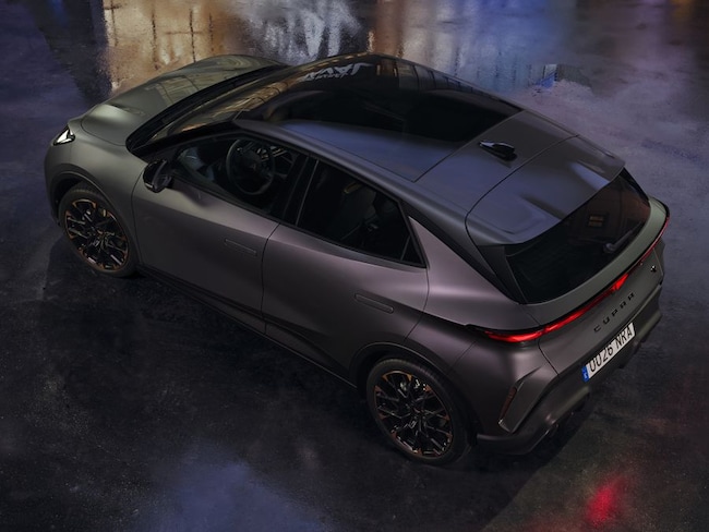 Cupra Raval, le foto della compatta elettrica spagnola