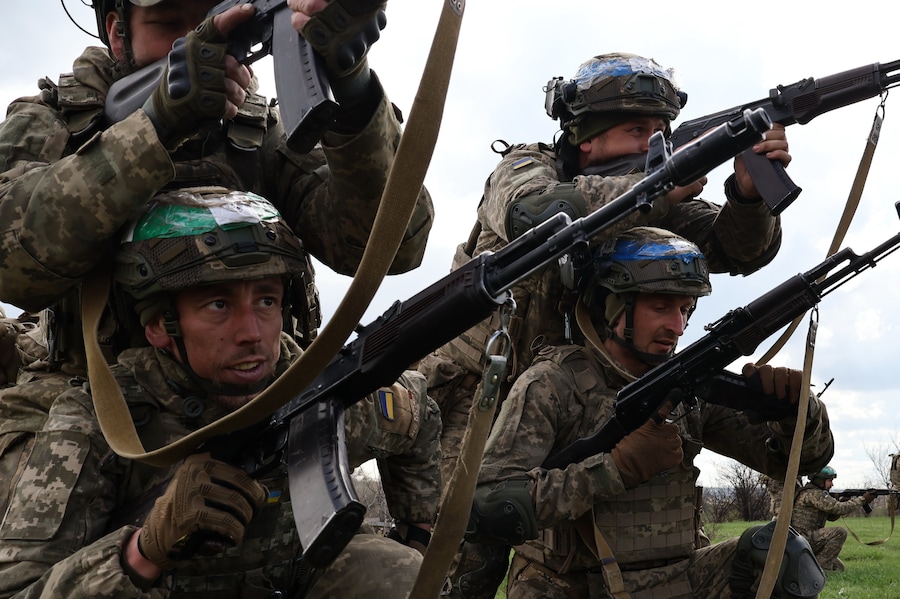 (Andriy Andriyenko/Ukraine's 65th Mechanized Brigade via AP) (APN)