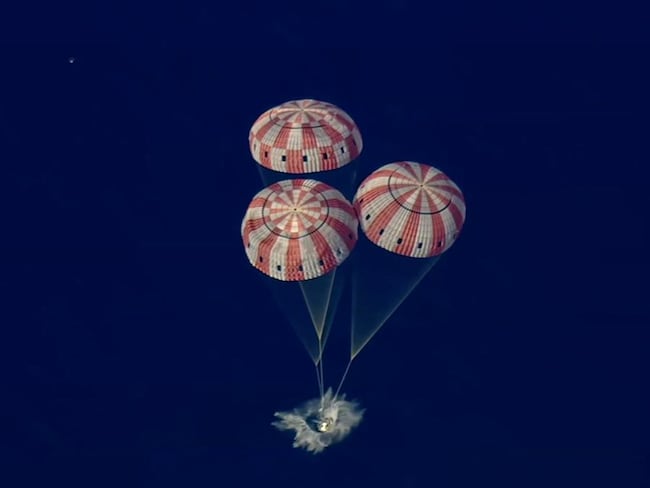 Capsula Orion ammarata, missione compiuta per Artemis II