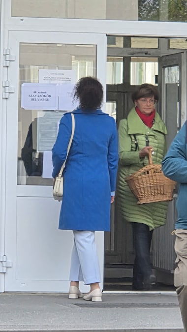 Scuola Dezso Kosztolanyi di via Ifjumunkas, a Budapest. Seggi 48 e 49