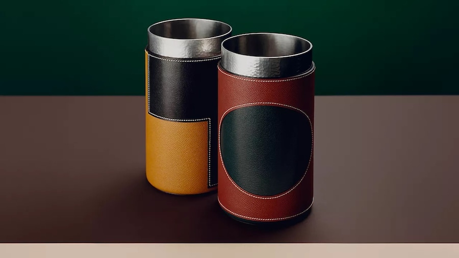 Per la Design Week 2026 Hermès presenta le novità della sua collezione per la casa negli spazi della Pelota in via Palermo 13, con una nuova scenografia concepita da Charlotte Macaux Perelman, architetto e direttrice artistica delle collezioni Hermès per la casa insieme ad Alexis Fabry.