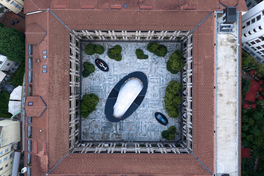 Installazione Origin di Zaha Hadid Architects