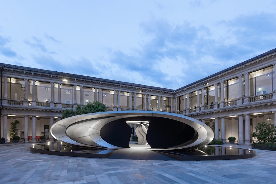 Installazione Origin di Zaha Hadid Architects