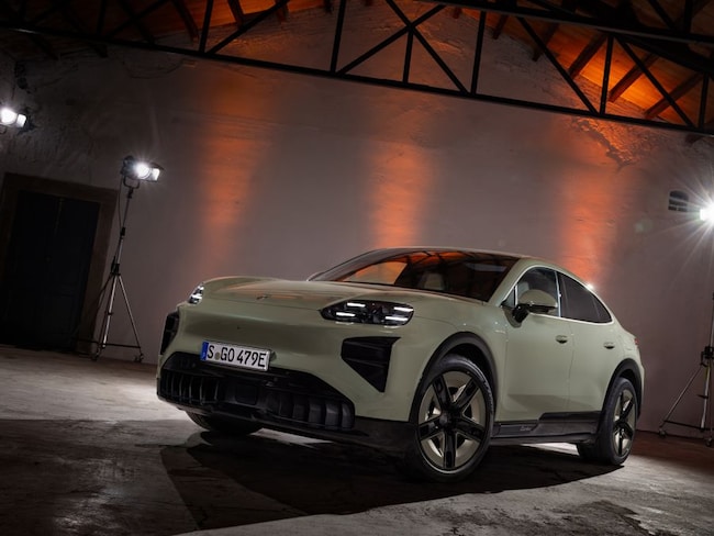 Porsche Cayenne Electric Coupé, tutte le foto