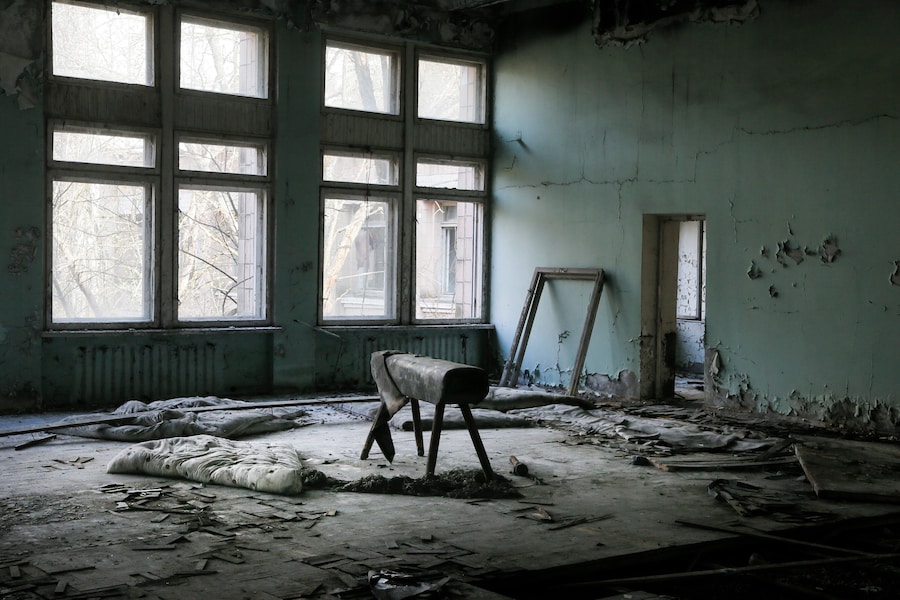 La palestra di una scuola nella città abbandonata di Pripyat, in Ucraina, un tempo dimora di persone la cui vita era legata alla vicina centrale nucleare di Chernobyl. (APN)