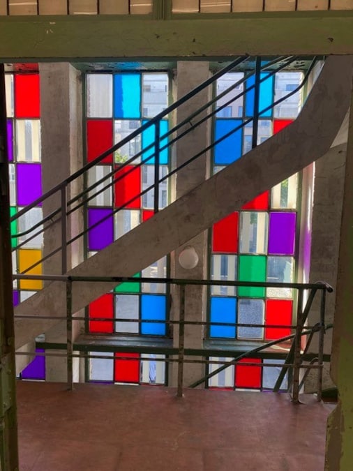 Daniel Buren Trois en un, Hauts-reliefs, Travaux situés Konrad Fischer Galerie (Courtesy l’artista e Konrad Fischer Galerie)