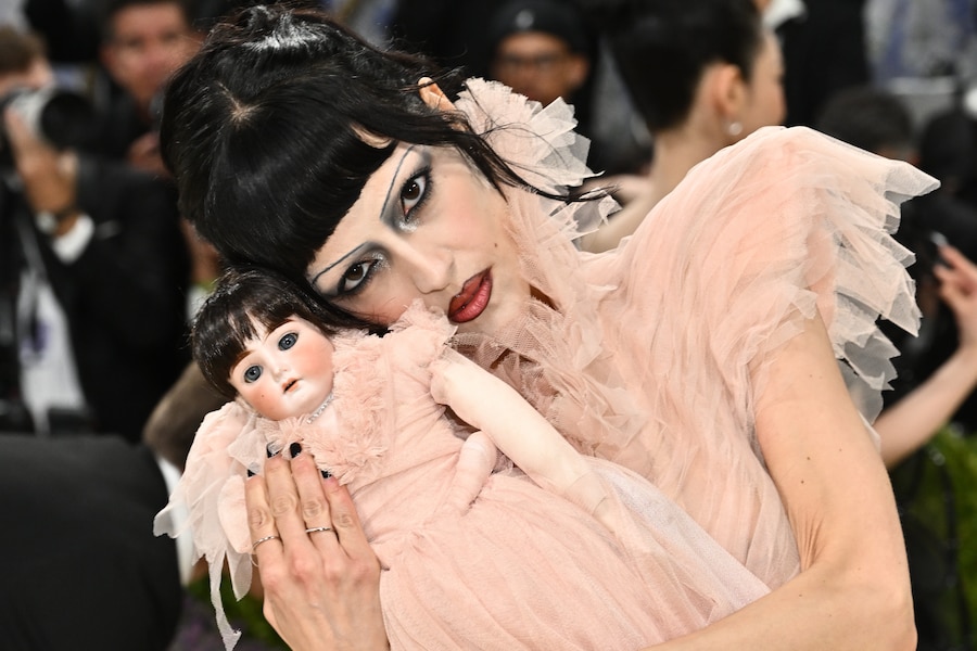 María Zardoya arriva al gala di beneficenza del Costume Institute del Metropolitan Museum of Art, organizzato per celebrare l'inaugurazione della mostra "Costume Art", lunedì 4 maggio 2026 a New York. (Foto di Evan Agostini/Invision/AP) (APN)