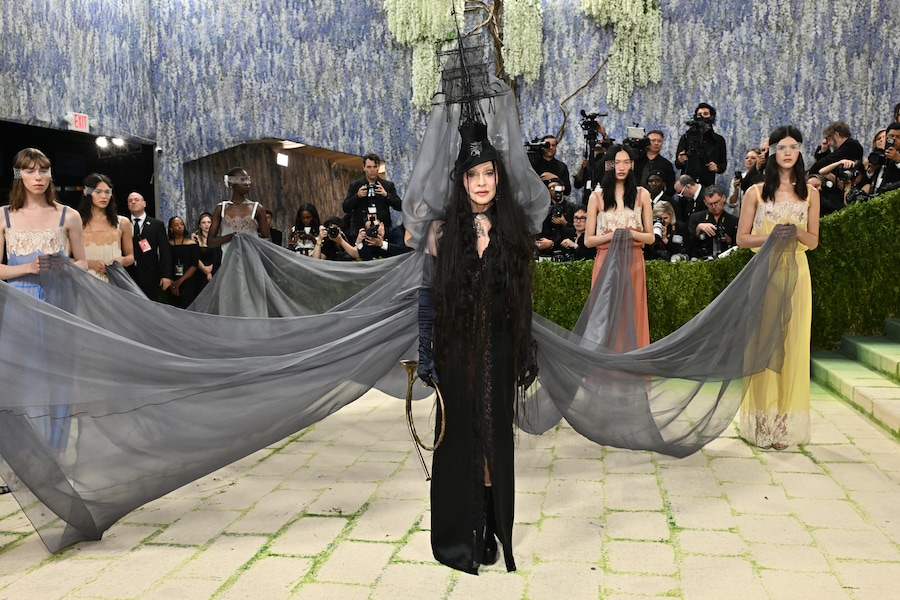 Madonna arriva al gala di beneficenza del Costume Institute del Metropolitan Museum of Art, organizzato per celebrare l'inaugurazione della mostra "Costume Art", lunedì 4 maggio 2026 a New York. (Foto di Evan Agostini/Invision/AP) (APN)
