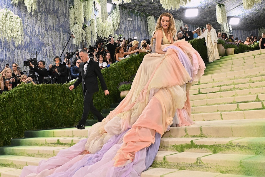 Blake Lively arriva al gala di beneficenza del Costume Institute del Metropolitan Museum of Art, organizzato per celebrare l'inaugurazione della mostra "Costume Art", lunedì 4 maggio 2026 a New York. (Foto di Evan Agostini/Invision/AP) (APN)