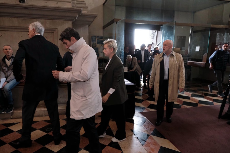 Bebe Vio arriva nella Basilica di Santa Giustina, in Prato della Valle, per i funerali di Alex Zanardi, 5 maggio 2026. ANSA/NICOLA FOSSELLA (ANSA)