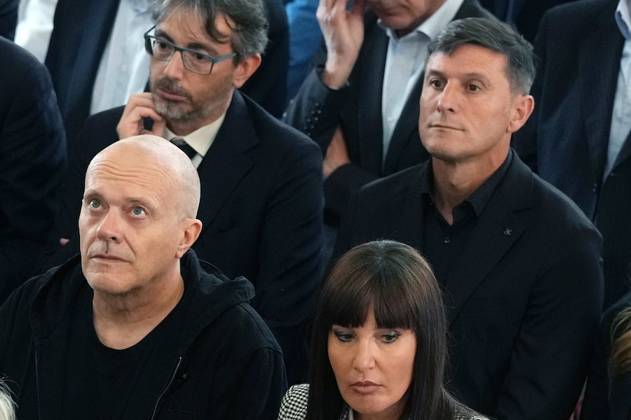 Javier Zanetti e Max Pezzali durante i funerali di Evaristo Beccalossi a Brescia, nel nord Italia – venerdì 8 maggio 2026. Notizie – Sport. (Foto di Spada/LaPresse) (LAPRESSE)