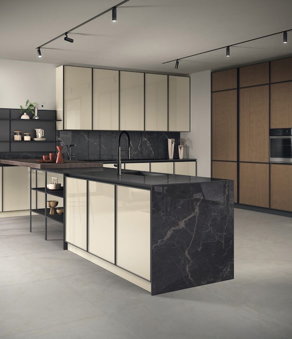 Scavolini. Cucina Jeometrica con profili in alluminio, design Luca Nichetto