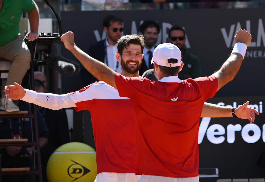 Simone Bolelli (a sinistra) e Andrea Vavassori (a destra) (ANSA/ALESSANDRO DI MEO)