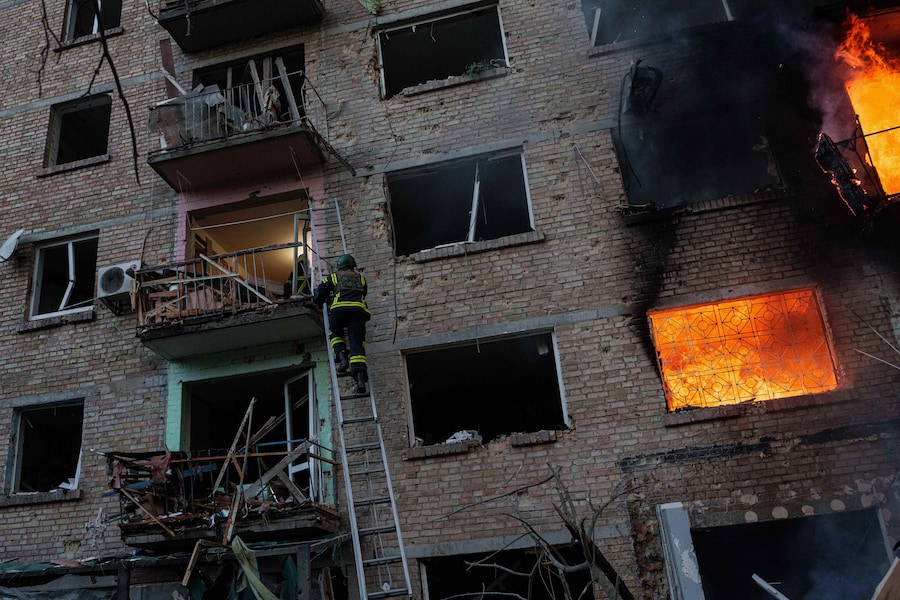 (AP Photo/Evgeniy Maloletka) (APS)