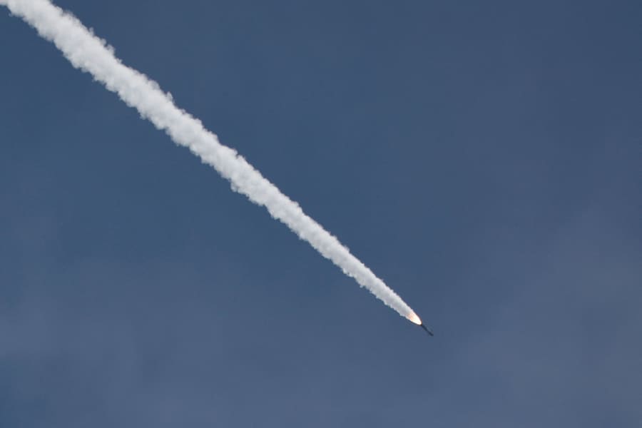 Un missile intercettore lanciato da Israele. (REUTERS)