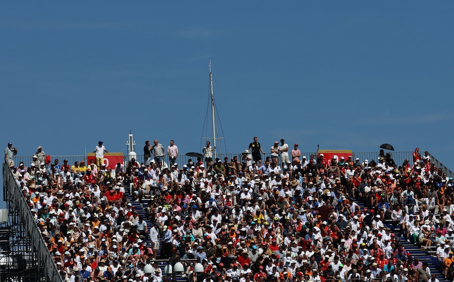 Vista d'insieme dei tifosi sugli spalti durante la gara. (REUTERS)