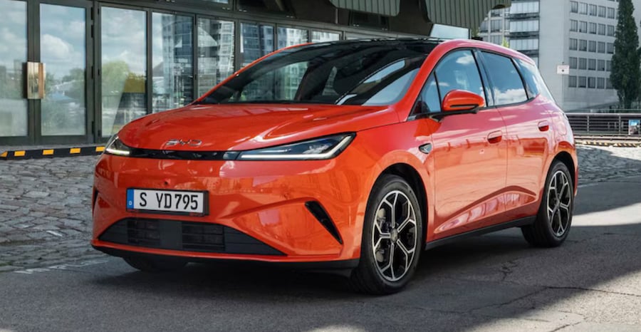 BYD Dolphin G DM-i ibrida plug-in