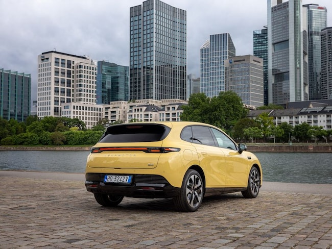 Leapmotor B05, le foto della prova della berlina elettrica