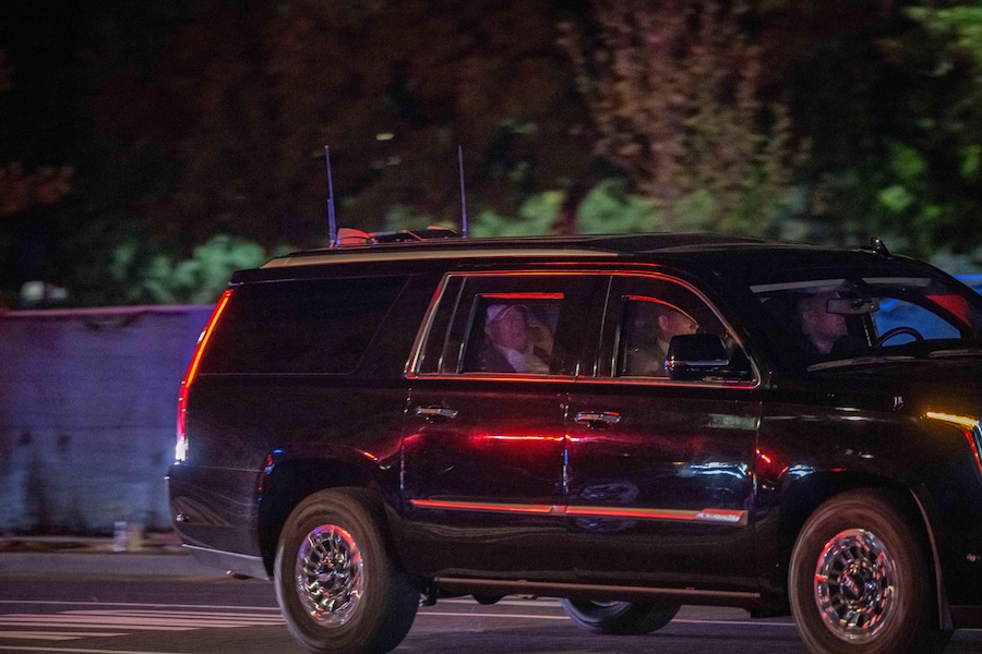 Il presidente degli Stati Uniti Donald Trump arriva alla Casa Bianca a Washington, D.C., USA, il 13 giugno 2026, poche ore prima del suo ottantesimo compleanno. EPA/Matt Kaminsky (EPA)