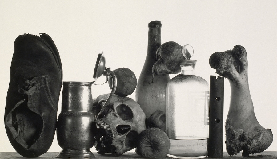 Still Life with Shoe, New York, 1980 Collection Maison Européenne de la Photographie, Paris. © The Irving Penn Foundation
