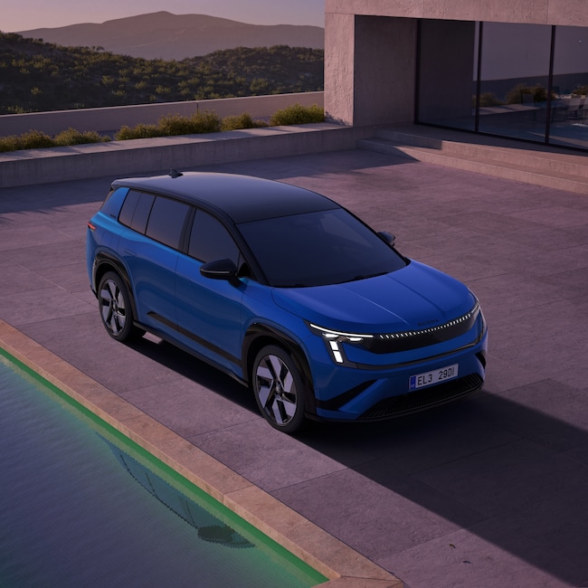 Skoda Peaq, debutta il nuovo suv elettrico a sette posti: tutto quello che c’è da sapere