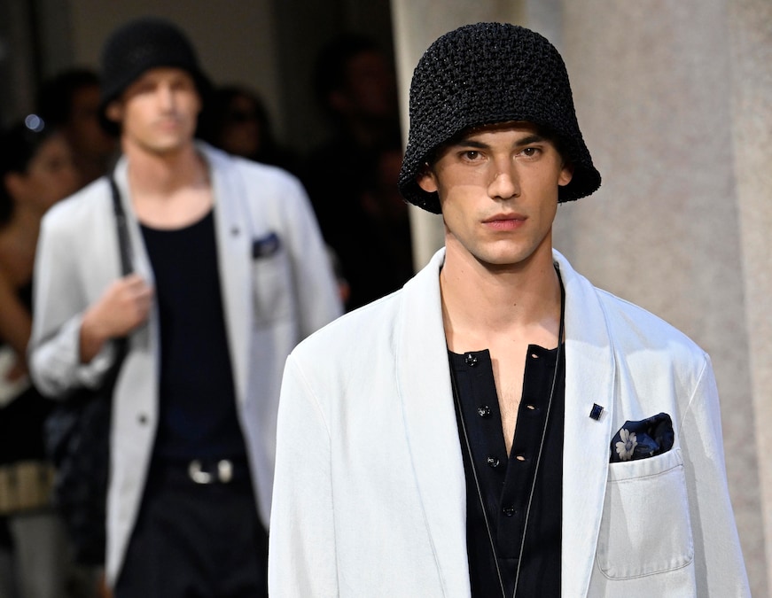 Giorgio Armani, la collezione per la PE 2027. (ANSA)