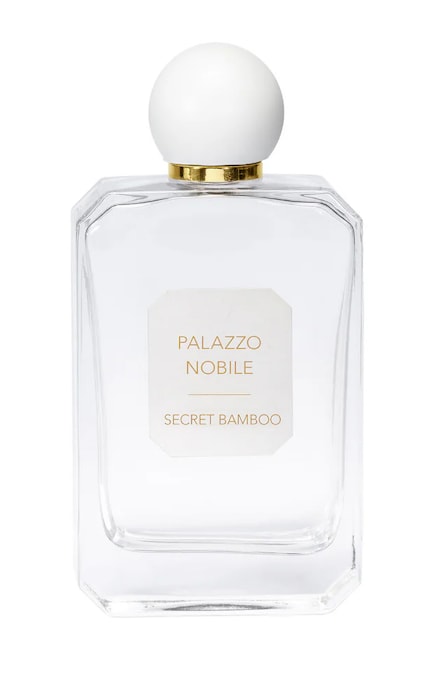 Eau de toilette Secret Bamboo, floreale e cipriata, collezione Palazzo Nobile, VALMONT (100 ml, 160 €).