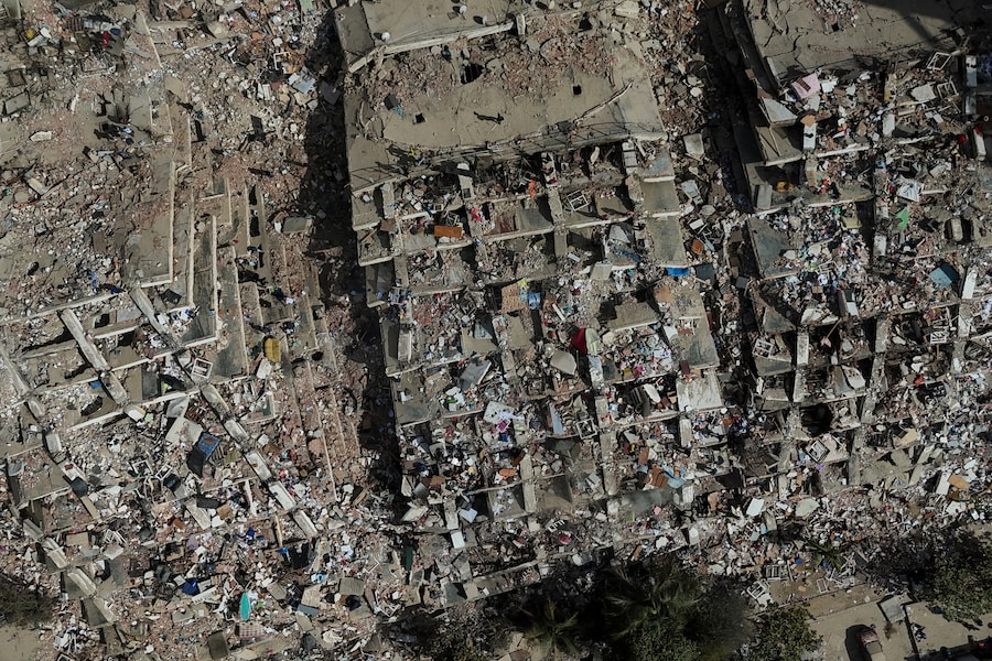 Edifici danneggiati a La Guaira, in Venezuela (APN)