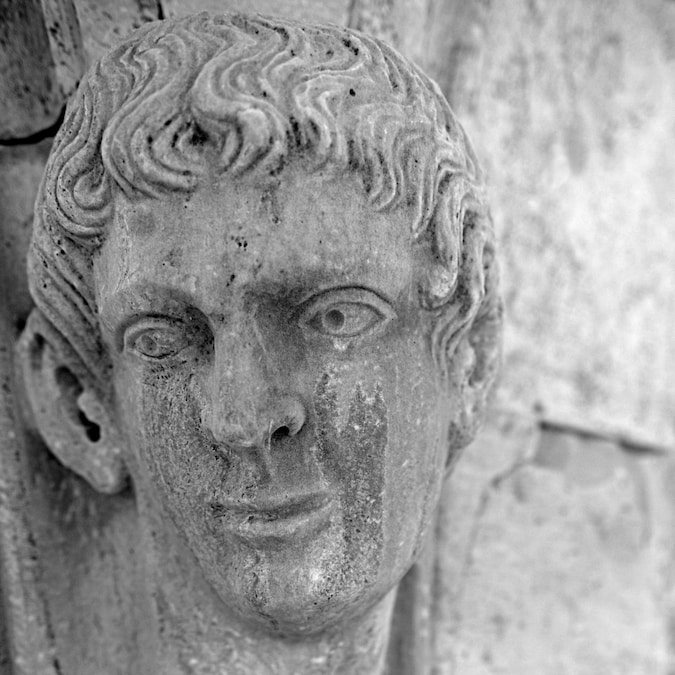 La Santità della Pietra_Luca Forno_Sala delle Grasce_Pietrasanta dettagli