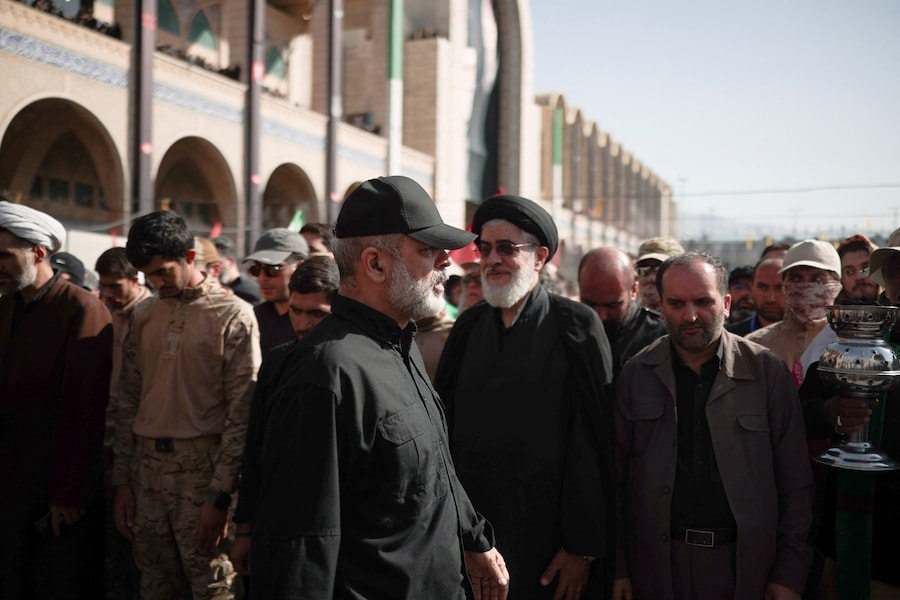 Il comandante in capo del Corpo delle Guardie Rivoluzionarie Islamiche (IRGC), Ahmad Vahidi, partecipa a una cerimonia pubblica di addio per rendere omaggio al defunto leader supremo, l’ayatollah Ali Khamenei, rimasto ucciso il 28 febbraio in seguito a attacchi aerei israeliani e statunitensi, presso la Grande Mosalla dell’Imam Khomeini, a Teheran, in Iran, il 5 luglio 2026. REUTERS/Alkis Konstantinidis (REUTERS)