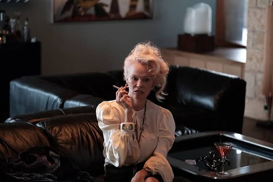 Una scena tratta dal film «Rosebush Pruning»